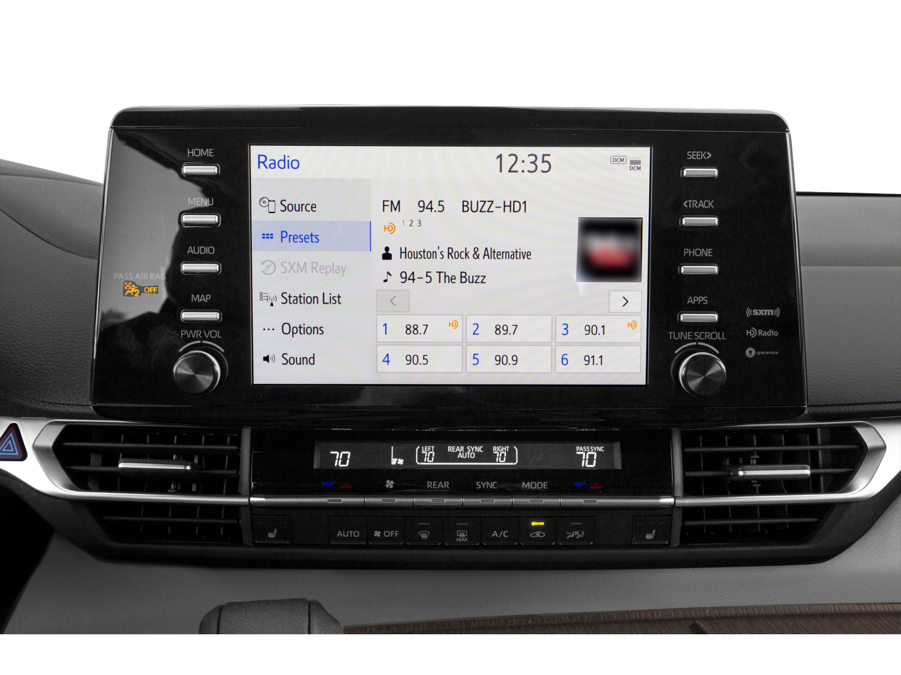 2022 Toyota Sienna XLE 7-Passenger