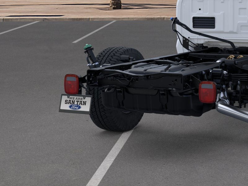 2025 Ford Chassis Cab F-350® XL