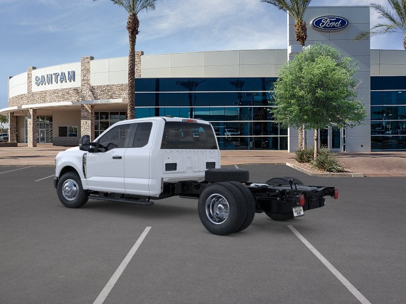 2025 Ford Chassis Cab F-350® XL