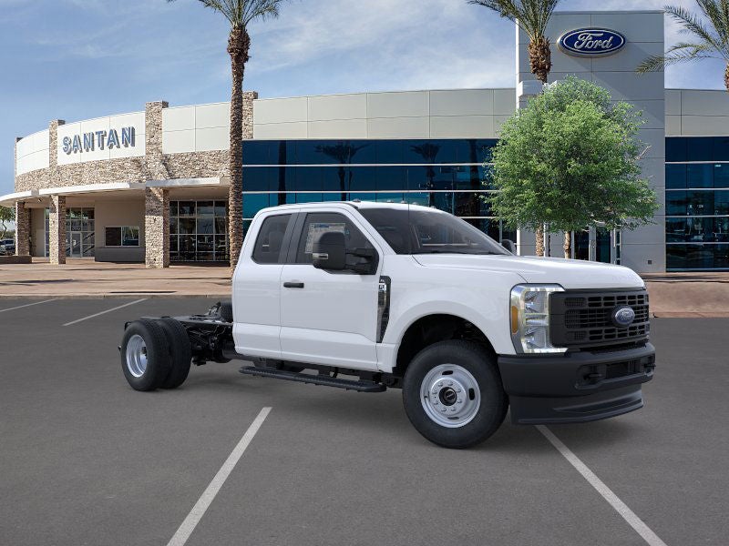 2026 Ford Chassis Cab F-350® XL