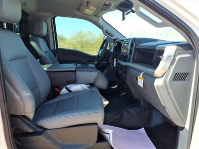 2025 Ford Chassis Cab F-350® XL