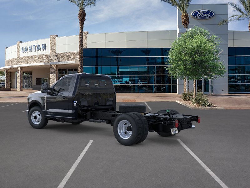 2026 Ford Chassis Cab F-350® XLT