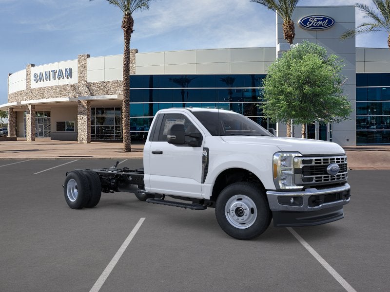 2026 Ford Chassis Cab F-350® XL
