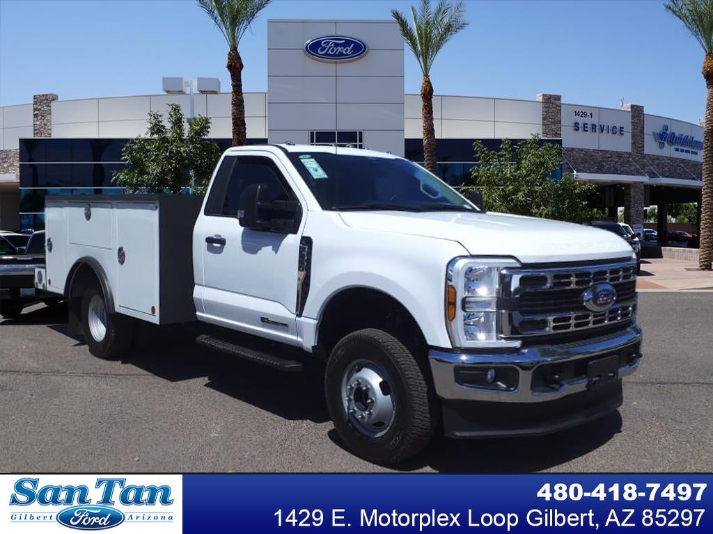 2024 Ford Chassis Cab F-350® XL