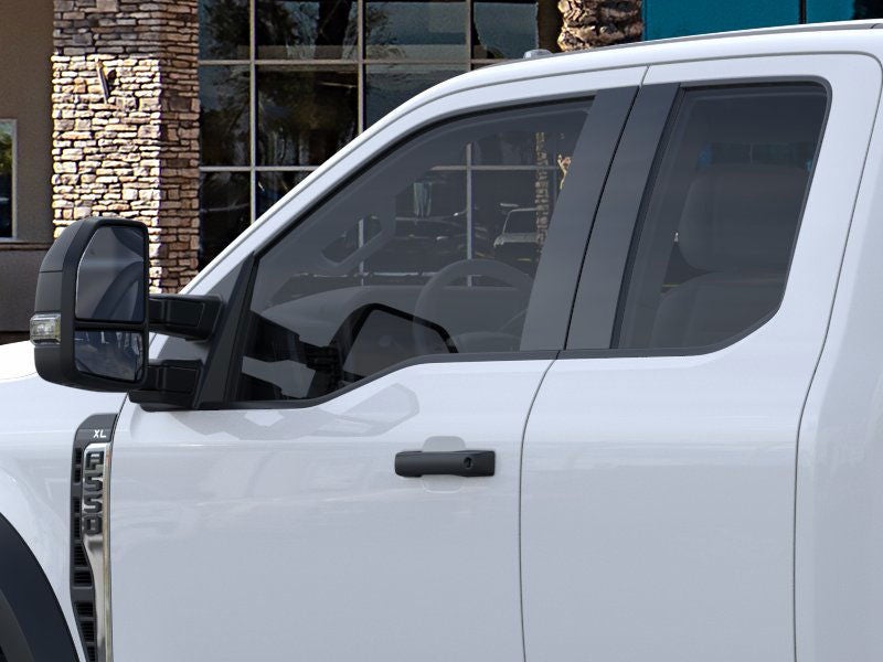 2025 Ford Chassis Cab F-550® XL