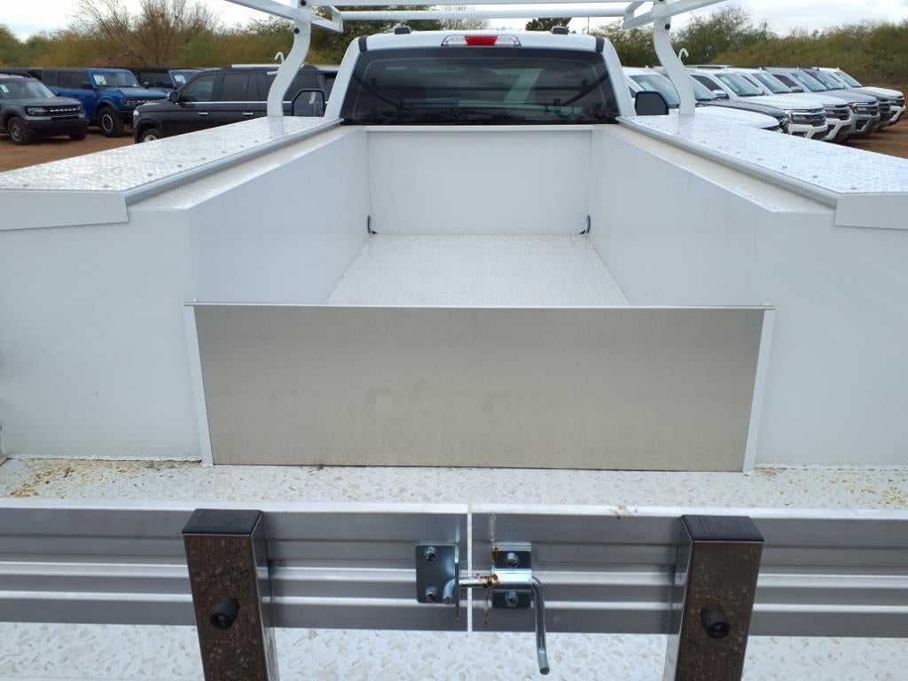 2024 Ford Chassis Cab F-550® XL