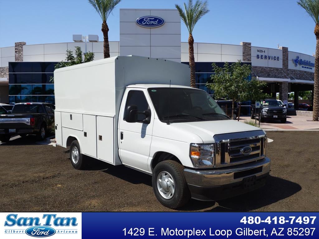 2025 Ford Econoline Cutaway E-350 SRW