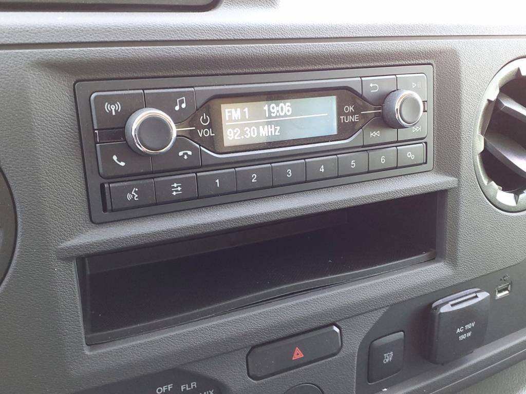 2025 Ford Econoline Cutaway E-350 SRW