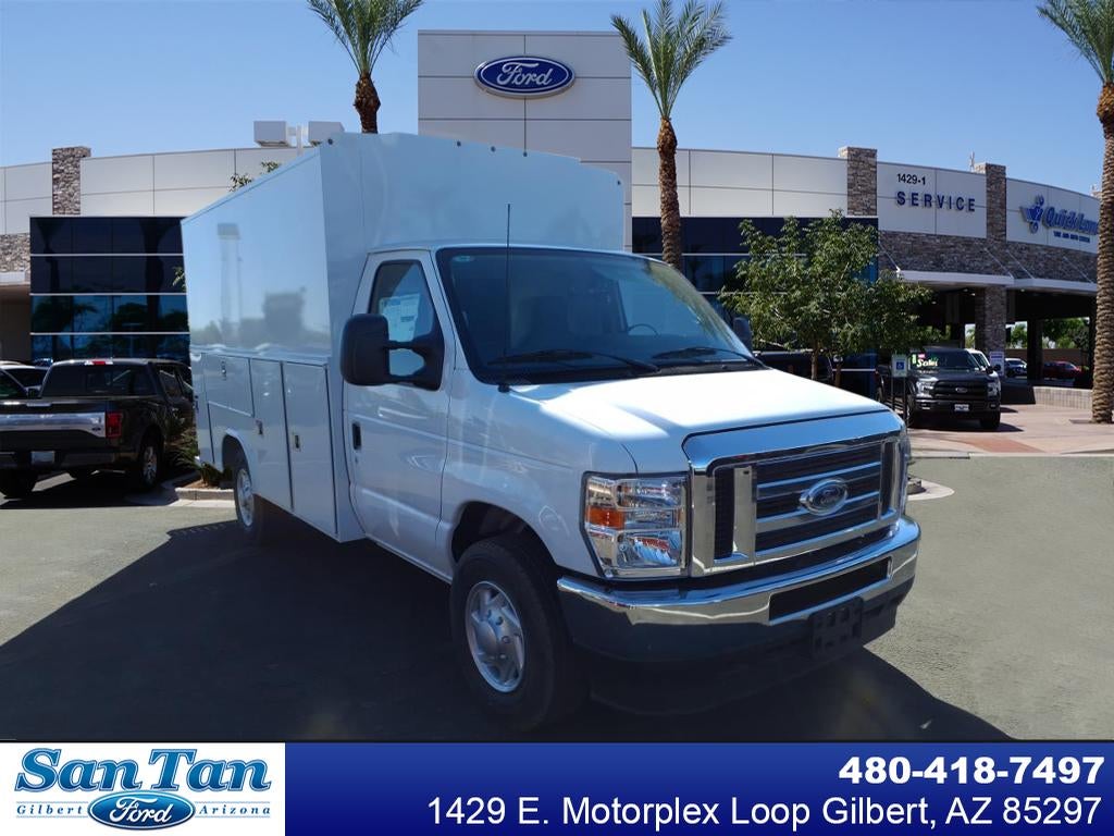 2025 Ford Econoline Cutaway E-350 SRW