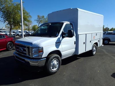 2025 Ford Econoline Cutaway E-350 SRW