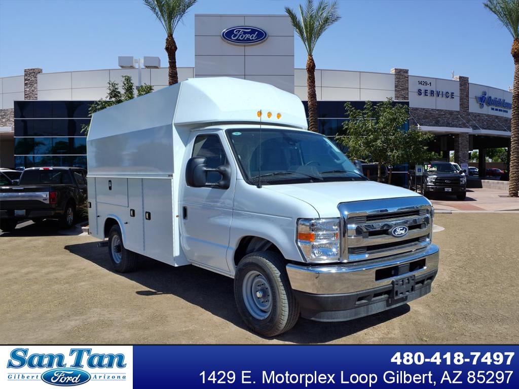 2026 Ford Econoline Cutaway E-350 SRW