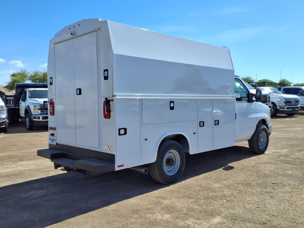 2026 Ford Econoline Cutaway E-350 SRW