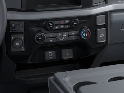 2025 Ford Super Duty F-250® XLT