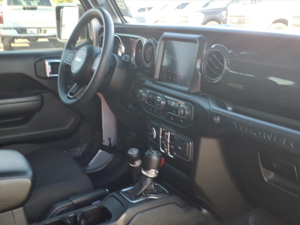 2023 Jeep Wrangler Sport Altitude