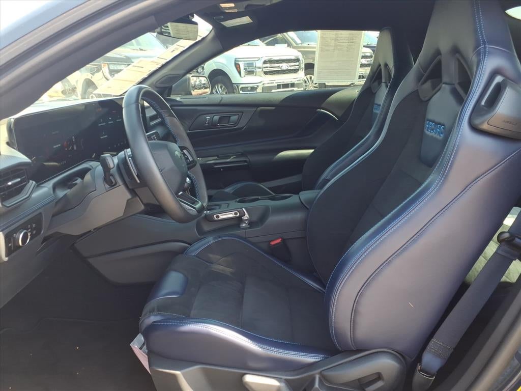 2025 Ford Mustang Dark Horse