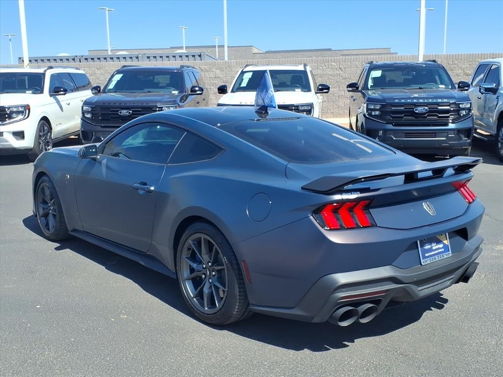 2025 Ford Mustang Dark Horse