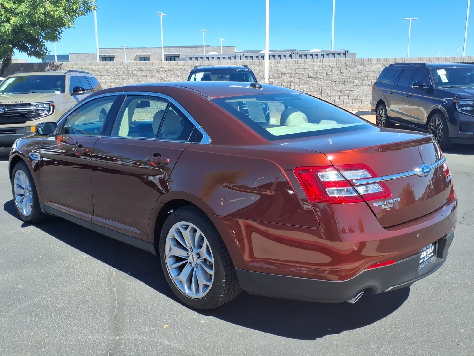 2016 Ford Taurus Limited