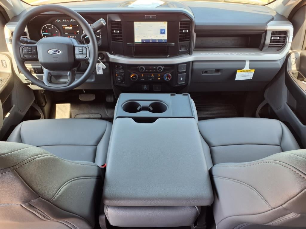 2025 Ford F-350 Super Duty XL