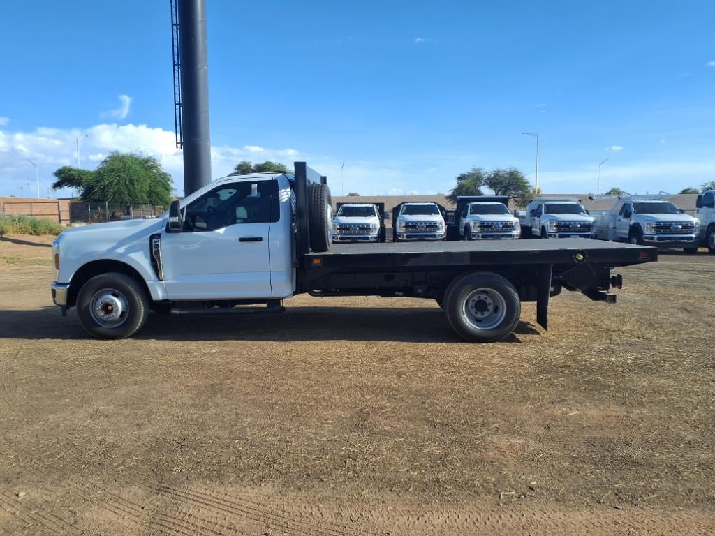 2025 Ford F-350 Super Duty XL