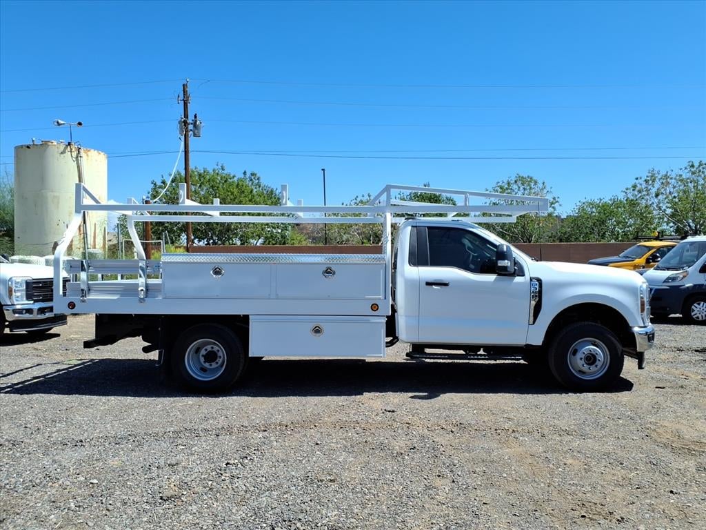 2025 Ford F-350 Super Duty XL