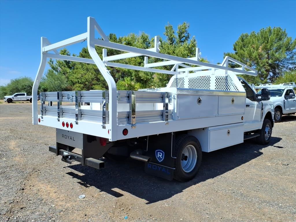 2025 Ford F-350 Super Duty XL