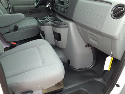 2025 Ford E-350 Super Duty XL Cutaway