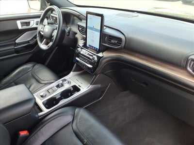 2023 Ford Explorer Hybrid Platinum