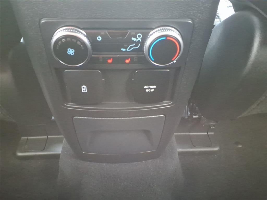 2023 Ford Explorer Hybrid Platinum