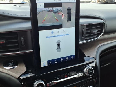 2023 Ford Explorer Hybrid Platinum