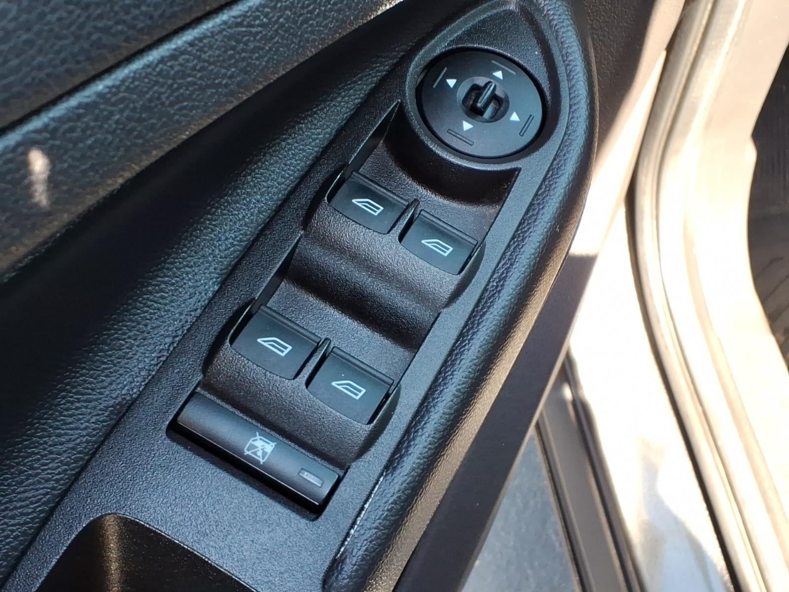 2016 Ford Escape S