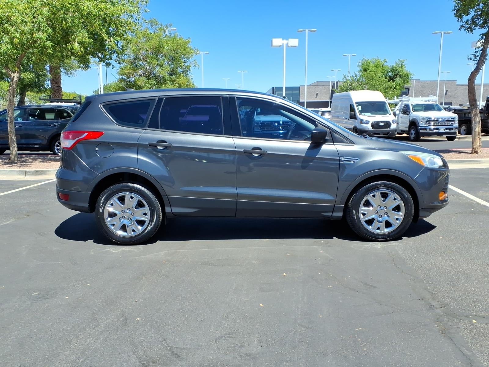 2016 Ford Escape S