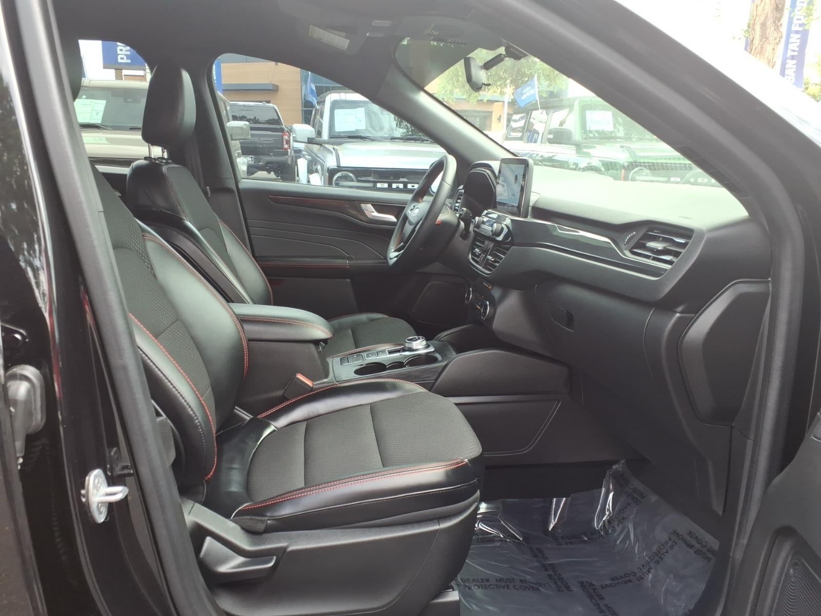 2023 Ford Escape Hybrid ST-Line
