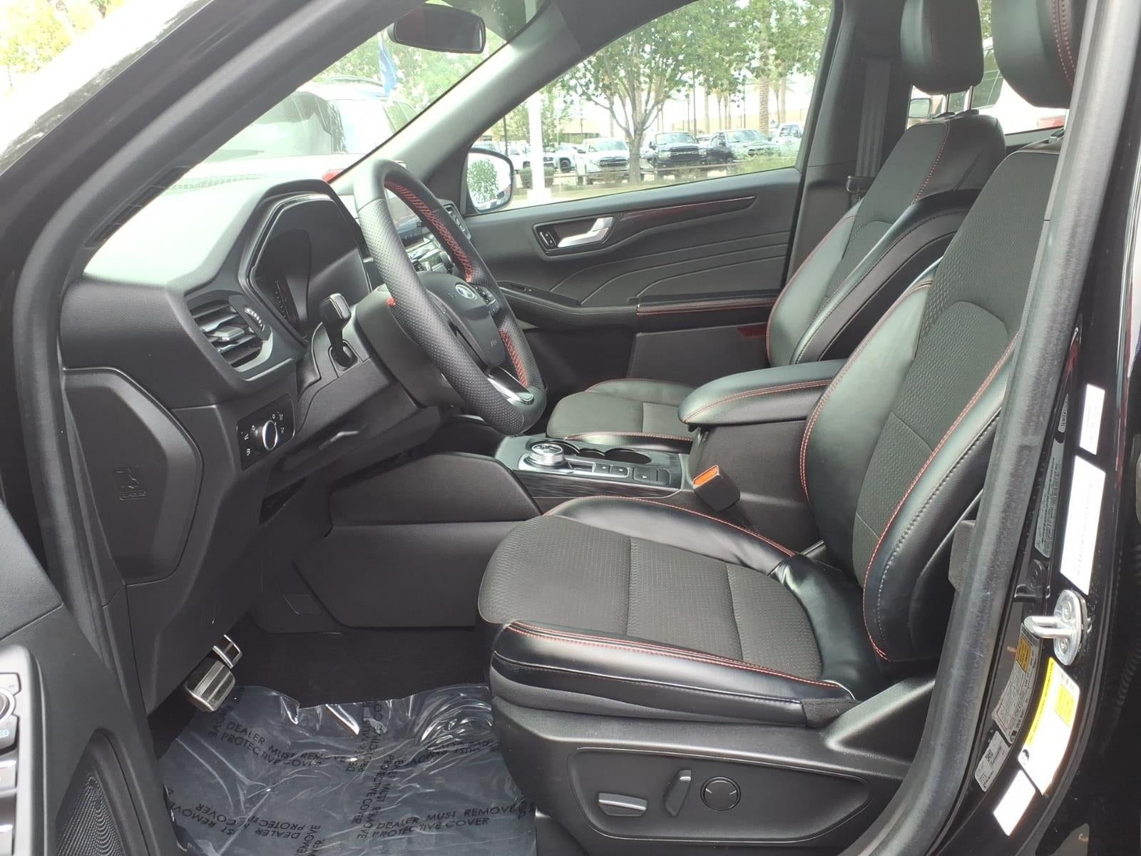 2023 Ford Escape Hybrid ST-Line