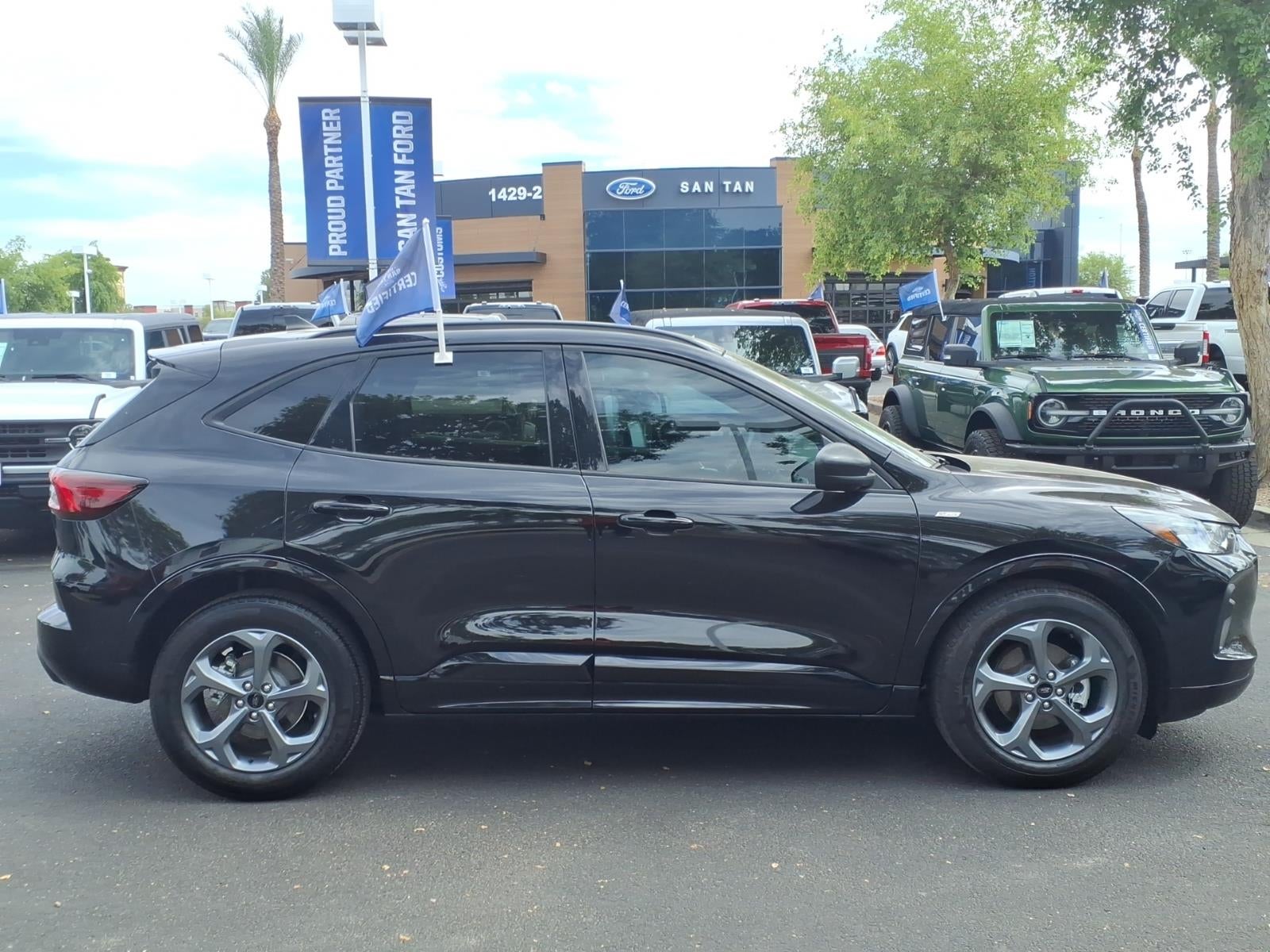 2023 Ford Escape Hybrid ST-Line