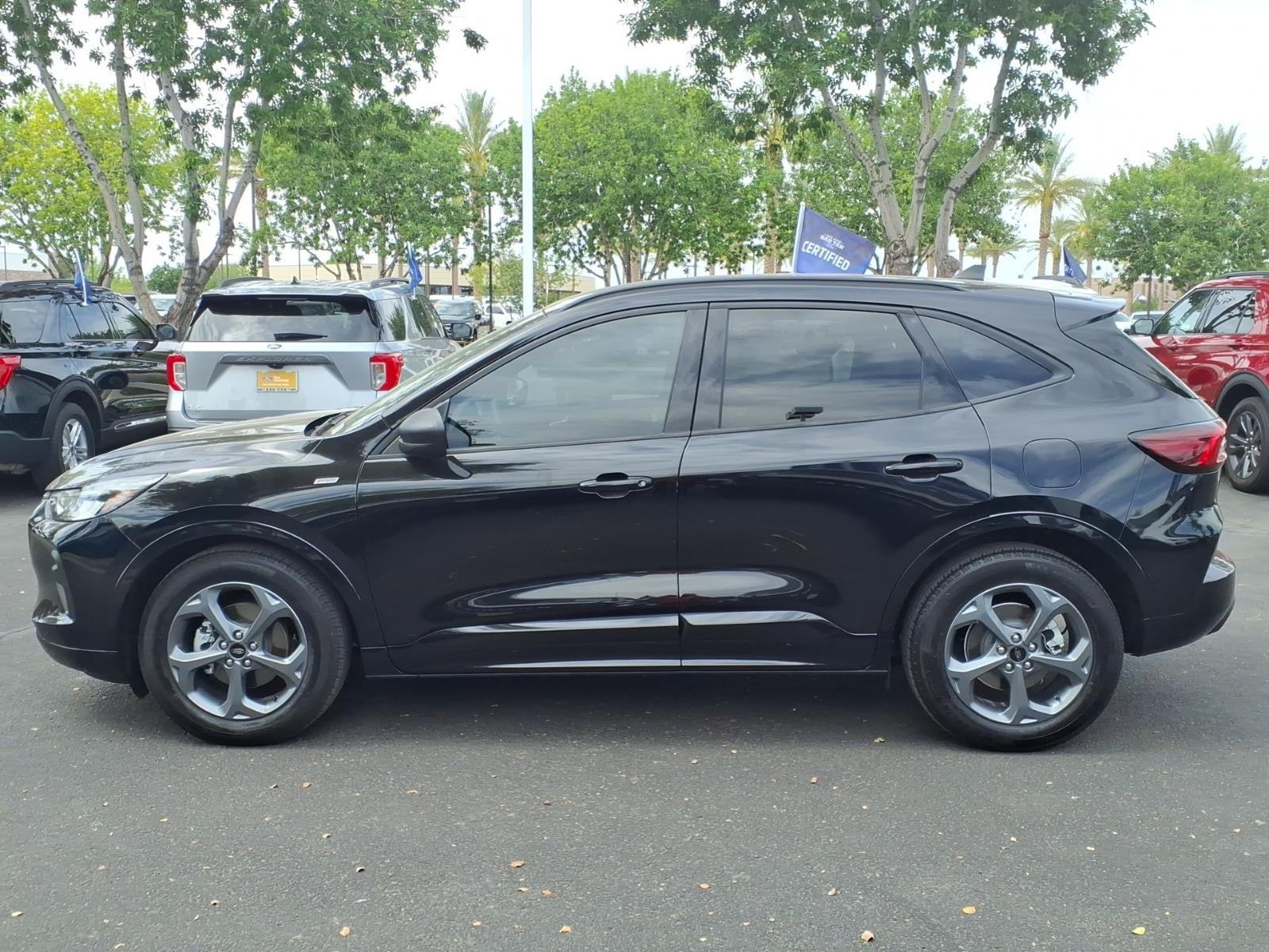 2023 Ford Escape Hybrid ST-Line