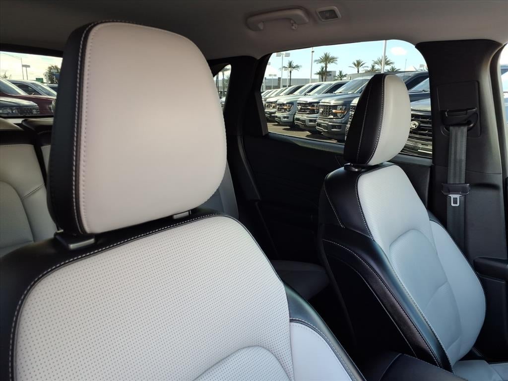 2023 Ford Escape Hybrid Platinum