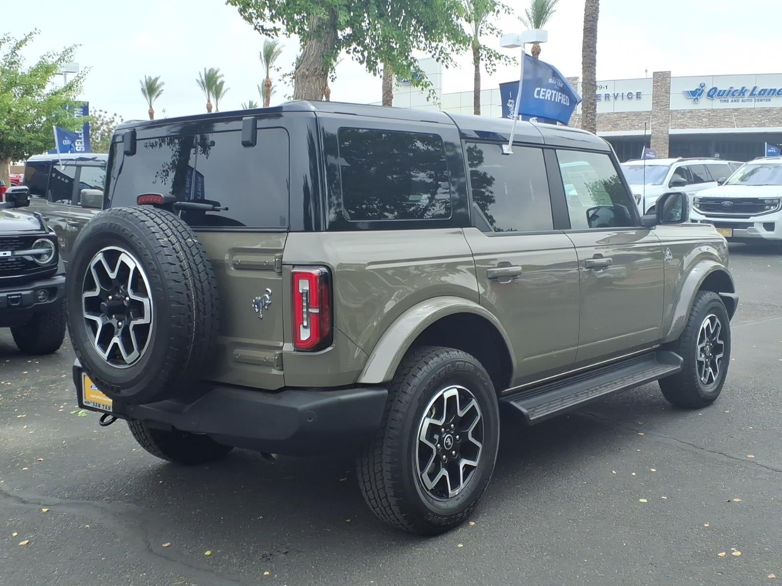 2025 Ford Bronco Outer Banks
