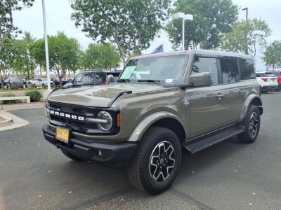 2025 Ford Bronco Outer Banks