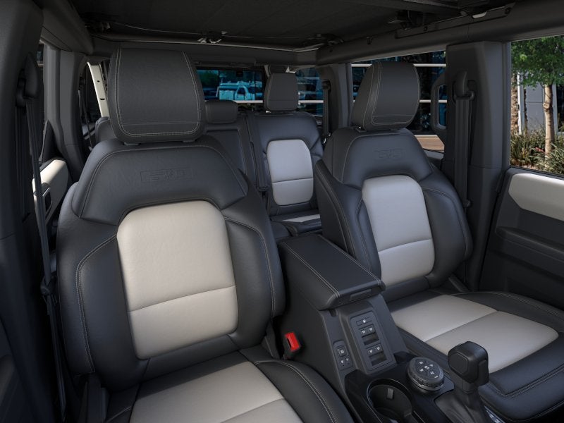 2026 Ford Bronco OUTER BANKS 4 DOOR 4X4