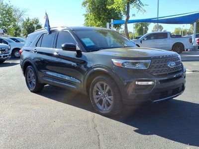 2023 Ford Explorer XLT