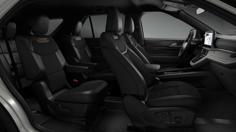 2026 Ford Explorer TREMOR 4WD