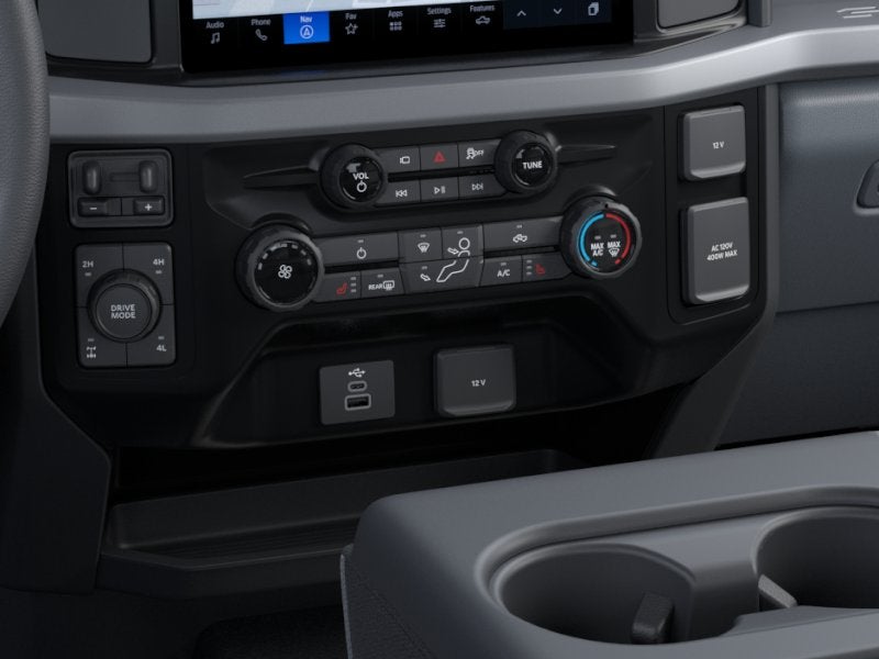 2026 Ford F-350 Super Duty XLT