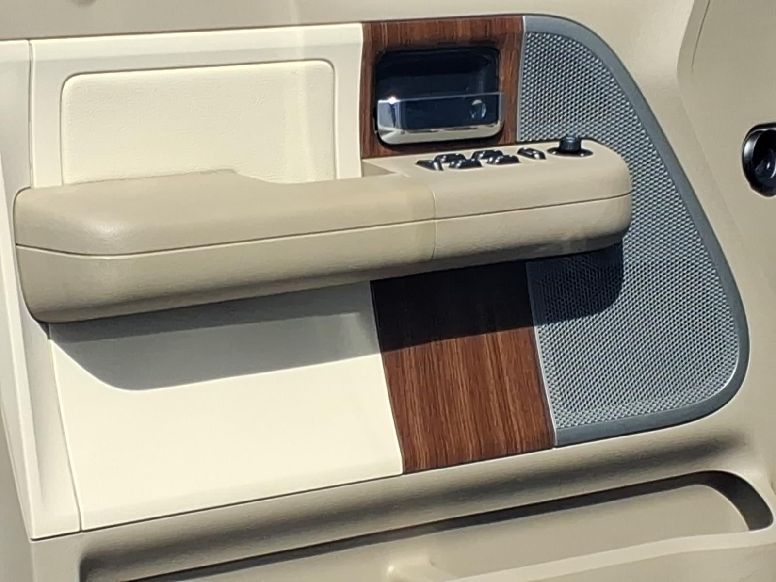 2004 Ford F-150 Lariat