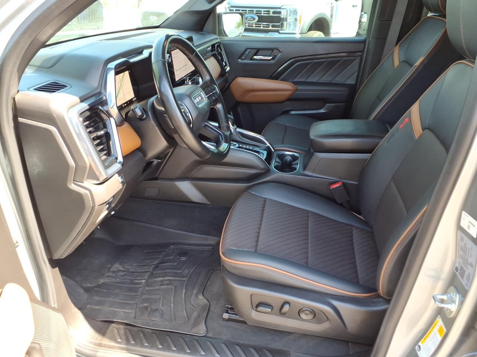 2024 GMC Canyon AT4