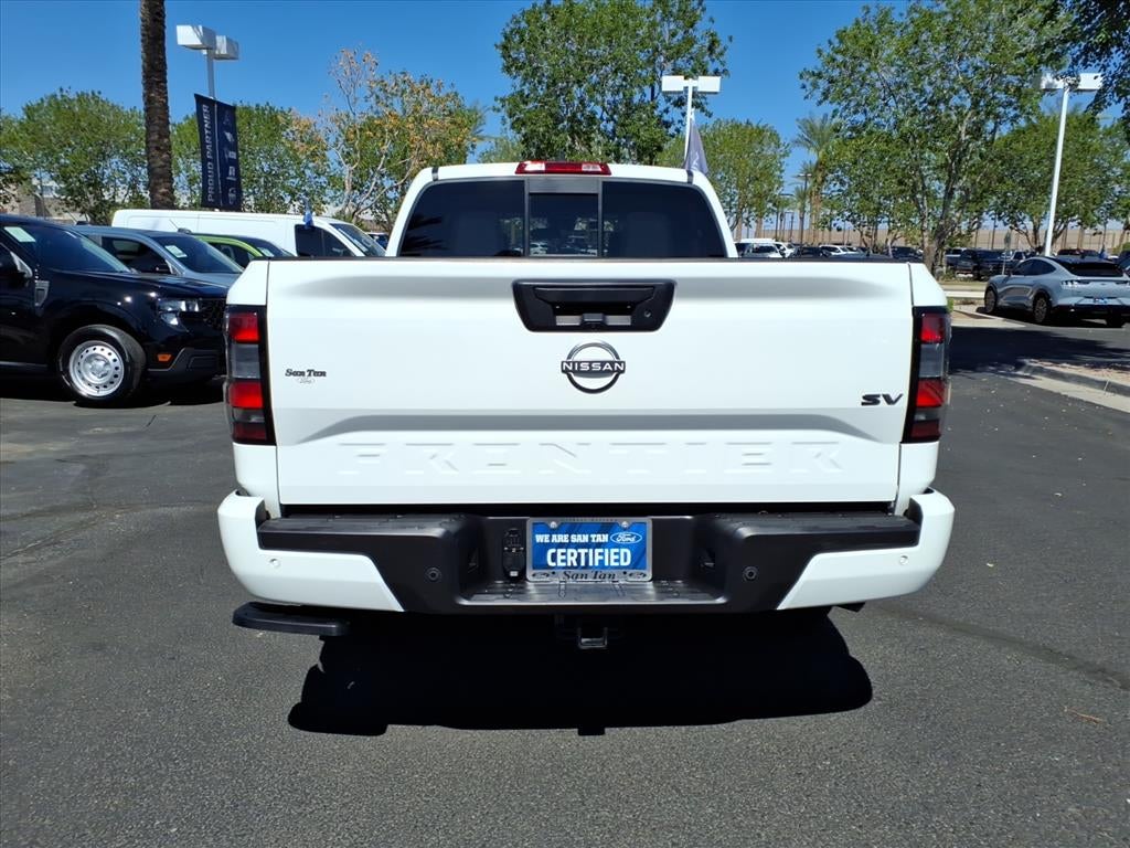 2022 Nissan Frontier SV