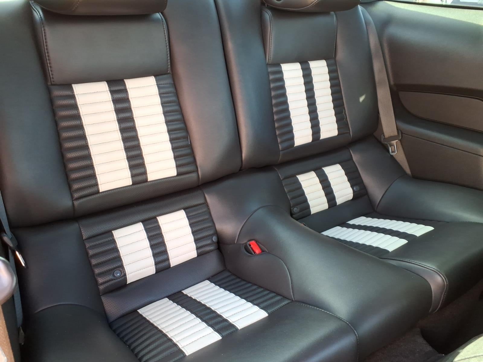 2011 Ford Shelby GT500 Base