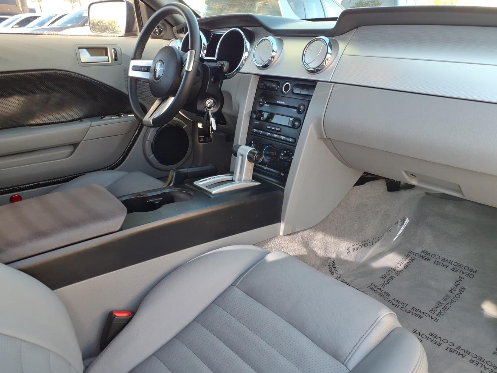 2006 Ford Mustang GT Deluxe