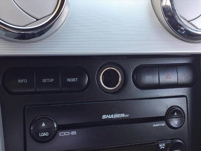 2006 Ford Mustang GT Deluxe