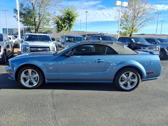 2006 Ford Mustang GT Deluxe