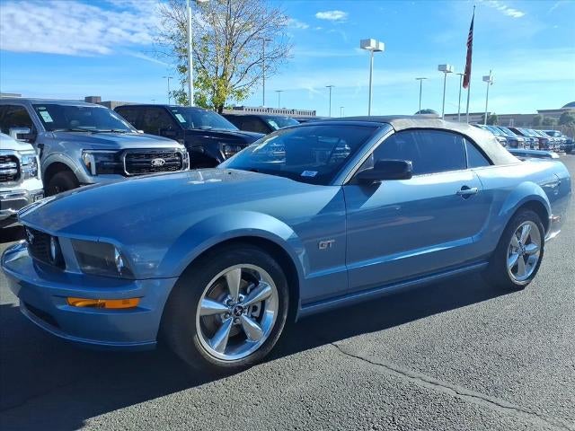 2006 Ford Mustang GT Deluxe